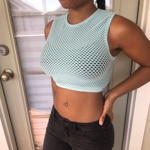 LA SENZA Cropped Mesh Workout Tank Top, SIZE S